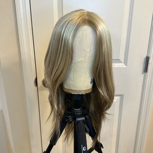 Brand New The Wig Company Rock Me Long Synthetic Wig. Lace front.